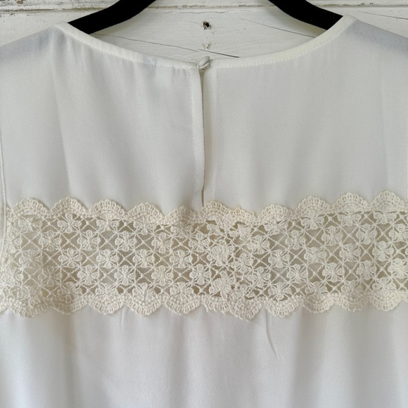 ANDREE, ELEGANT, CREAM COLOR, SHEER, EMBROIDERED, LACE TOP WITH ROUND NECK.SIZES - Picture 7 of 11